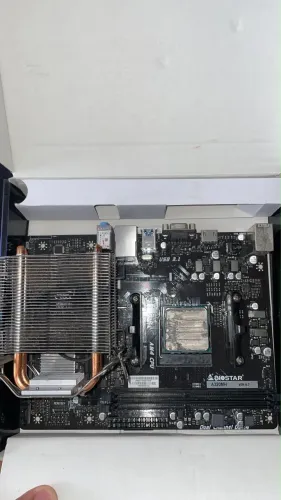 Placa-mãe Biostar A320MH AM4 + Cooler DeepCool