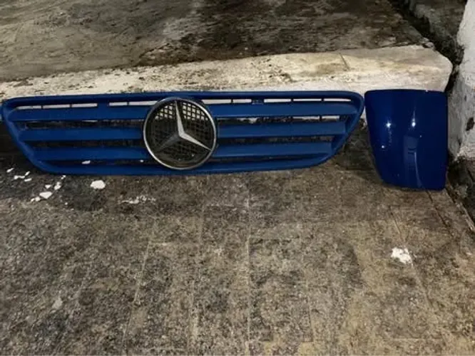 VENDE-SE GRADE FROTAL E ORELHA DIREITA ACELO 915