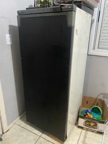 Freezer cônsul usado
