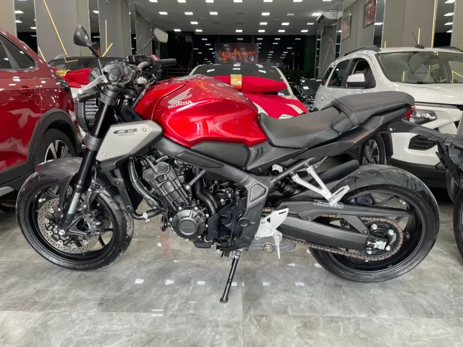Honda cb650r linda