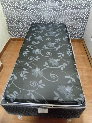 Cama box conjugado + colchão de solteiro
