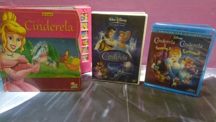 Dvds Cinderela 1/2/3 + livro de Brinde 