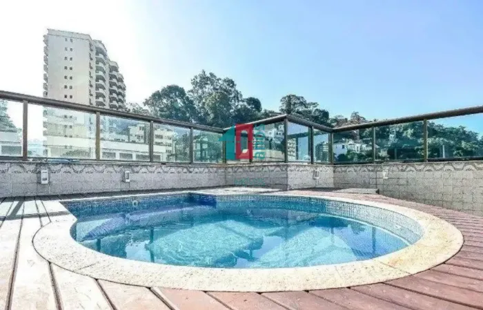 Botafogo | Apartamento 5 quartos, sendo 4 suites