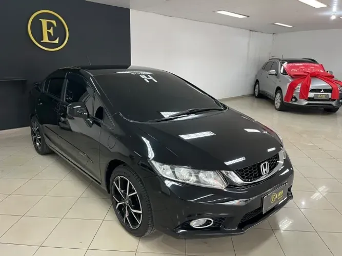 Honda Civic Sedan LXS 1.8/1.8 Flex 16V Mec. 4P 2014