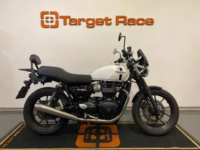 Triumph Street Twin 900 - Target Race
