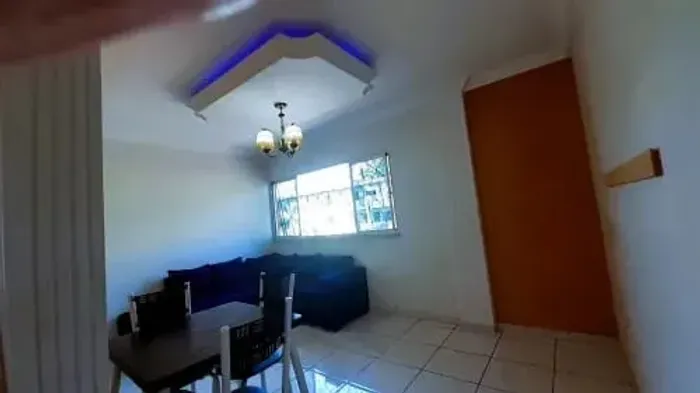 Alugo Apartamento 2 Qts / 60 M2 prox. a Constantino Nery