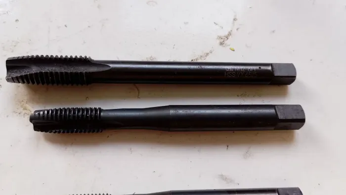 4 machos Máquina OSG M12,10,8,6
