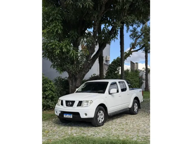Nissan Frontier XE/ XE Tit. CD 4X4 2.8 TDI Dies 2010