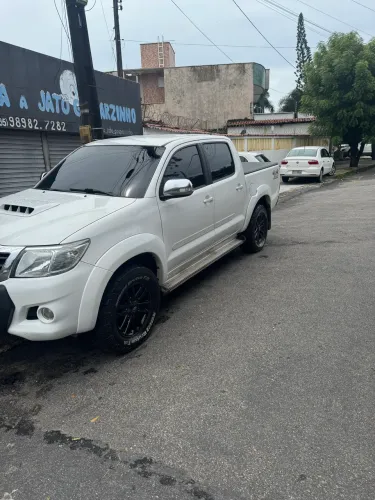 Toyota Hilux CD SRV D4-d 4X4 3.0 TDI Diesel AUT 2012