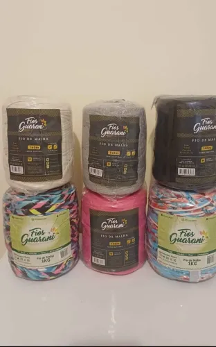 Linha de malha para crochê e artesanal,cada linha sai por 10 reaisto