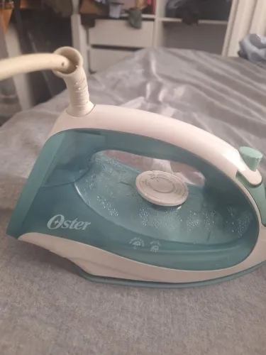 Ferro a vapor oster