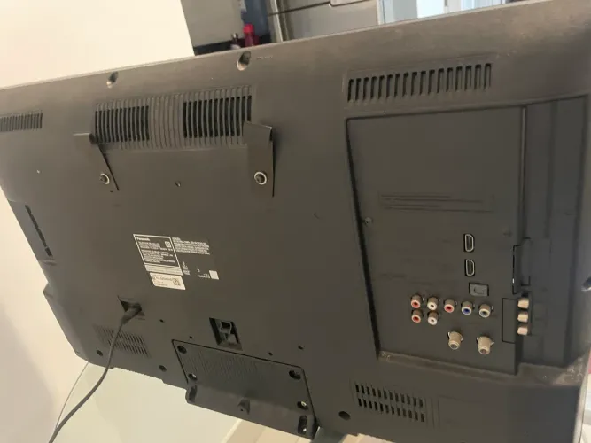 Panasonic TC-32D400B