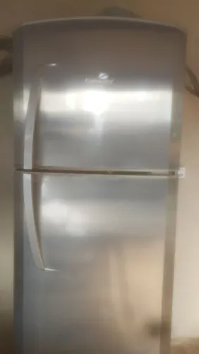 Geladeira usada boas condições para uso