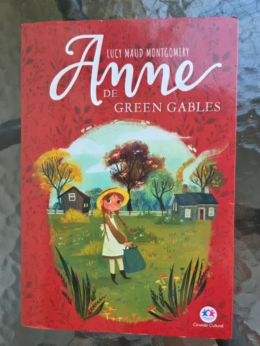 Livro Anne de Green Gables