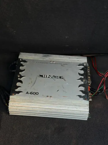 módulo amplificador automotivo Charger A-600 de 600W (4 / 3 / 2 Channel PWM -m