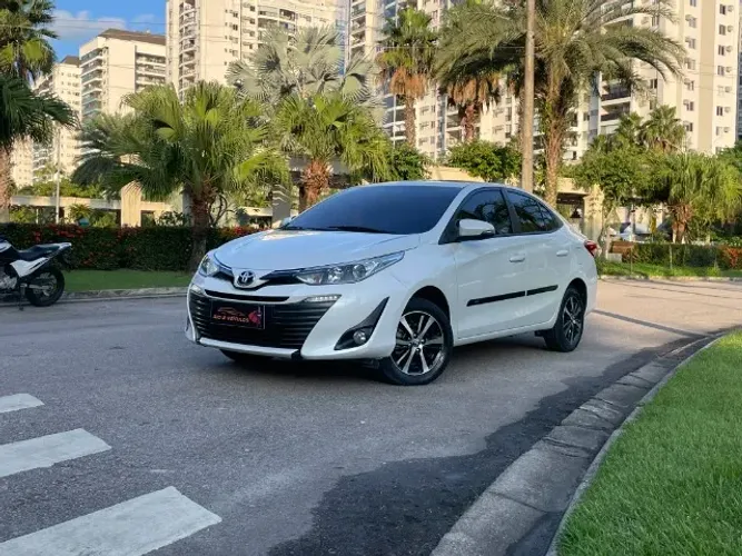 Toyota Yaris XLS Connect Sed. 1.5 Flex 16V Aut. 2022