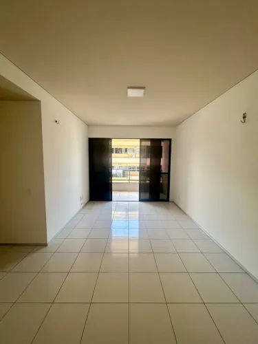 Apartamento 2 Quartos para Alugar no Renascença, São Luís - 72m²