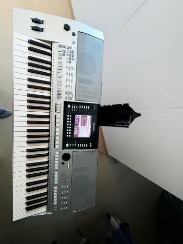 Yamaha PSR-S710 Arranjador - Teclado Musical Profissional