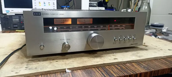 Tuner CCE ST-6060 - RÁDIO DE RACK
