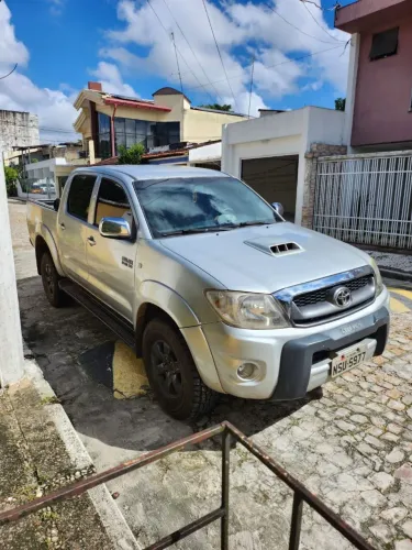 Toyota Hilux CD SRV D4-d 4X4 3.0 TDI Diesel AUT 2010