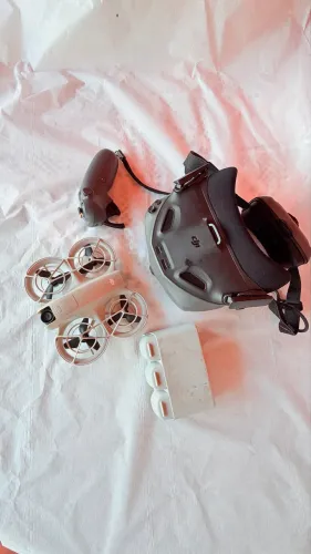 Drone DJI neo com goggles