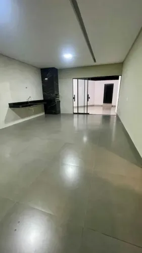 Vendo casa com 3 quartos 1 suíte de esquina em Nerópolis