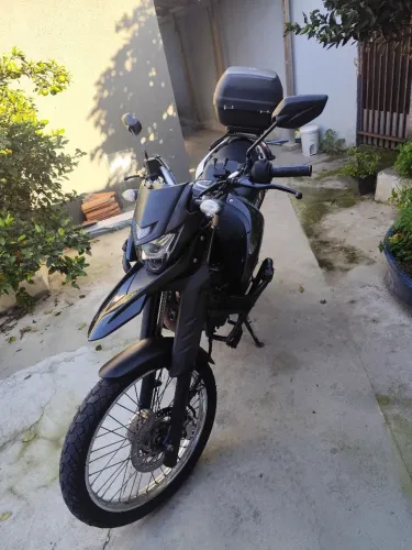 Vendo Lander ano 2021, modelo 2022
