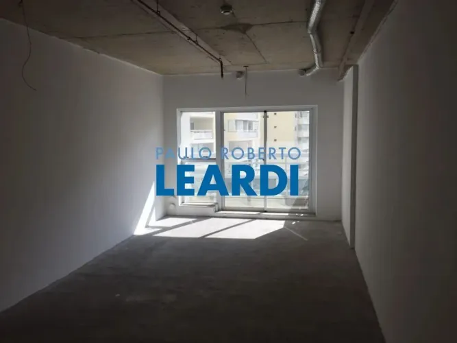 CONJ. COMERCIAL - LIBERDADE - SP