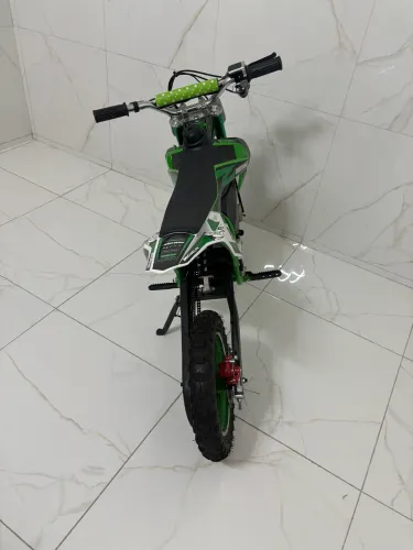 Moto elétrica infantil