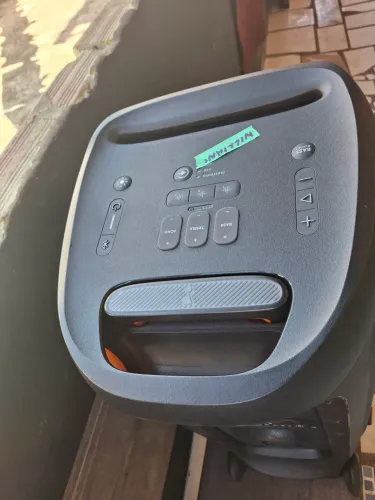 Caixa jbl 310