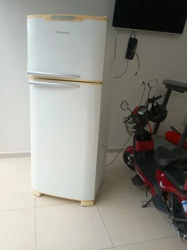 Geladeira Electrolux Frost Free - Excelente estado!
