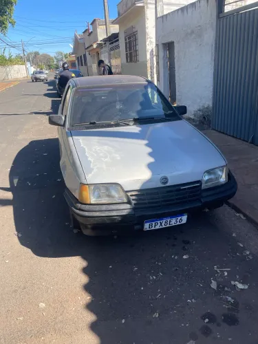 Chevrolet Kadett GLS 1.8 EFI / Sl/e 1.8 (álcool) 1993