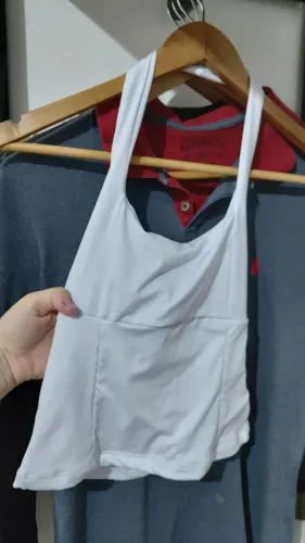 Blusinha Branca Suplex academia p