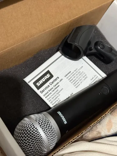 Microfone Shure Blx24pg58 Dinâmico Cardioide Cor Preto
