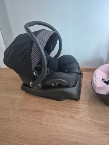 Bebê conforto maxi cosi novinho