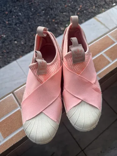 Tênis adidas super Star 37