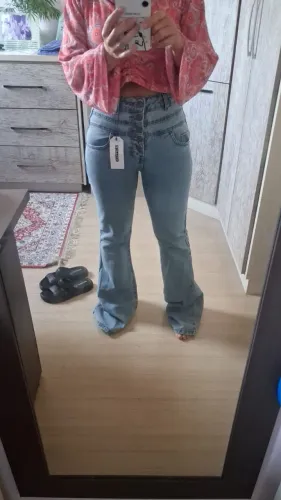 Calça jeans veste 38 na etiqueta M officer