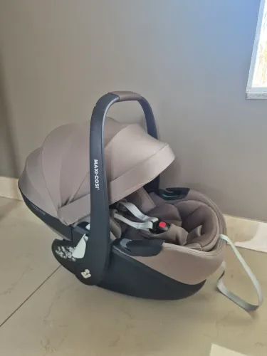 Bebé Conforto Maxicosi Pebble 360 pro