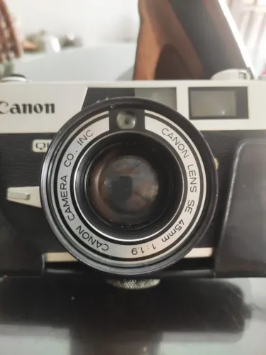 Máquina fotográfica Canon QL 19 lente 45mm F1.9