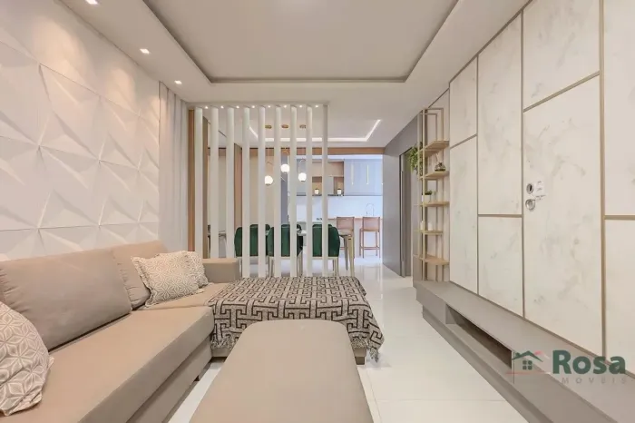 Casa Mobiliada em Condomínio para aluguel, com 3 Quartos sendo 2 Suítes, no IGUATEMI RESID