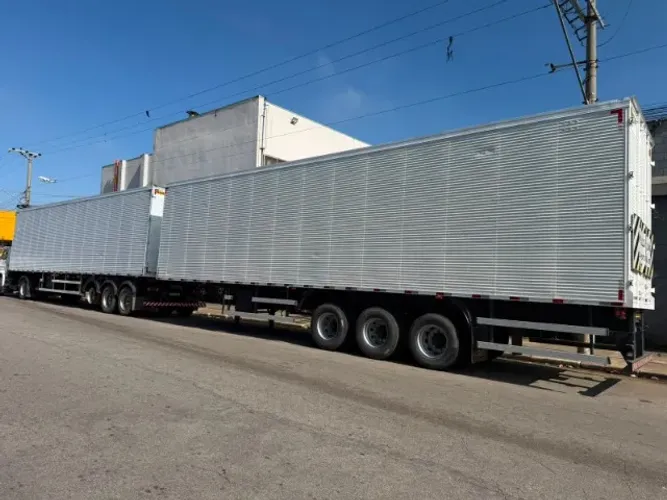 RODOTREM BAÚ PALMEIRA 9 EIXOS 2024 - ÚNICO DONO