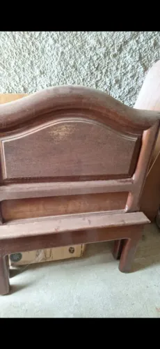 CAMA DE SOLTEIRO + ESTRADO + PRATELEIRA