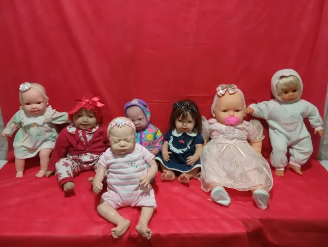 Lote de bonecas reborn 
