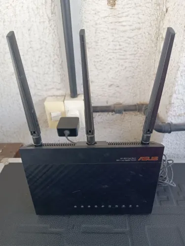 Roteador Gamer Wireless ASUS RT-AC68U, AC1900Mbps, Dual band, AiMesh, 3 Antenas, USB 3.0.