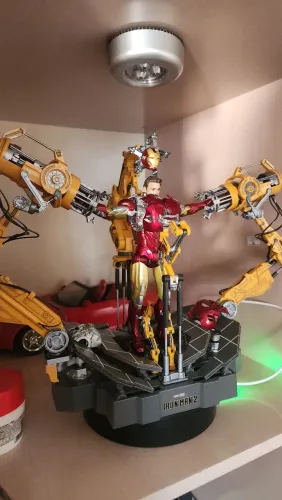 Iron man gantry suit up zd toys 