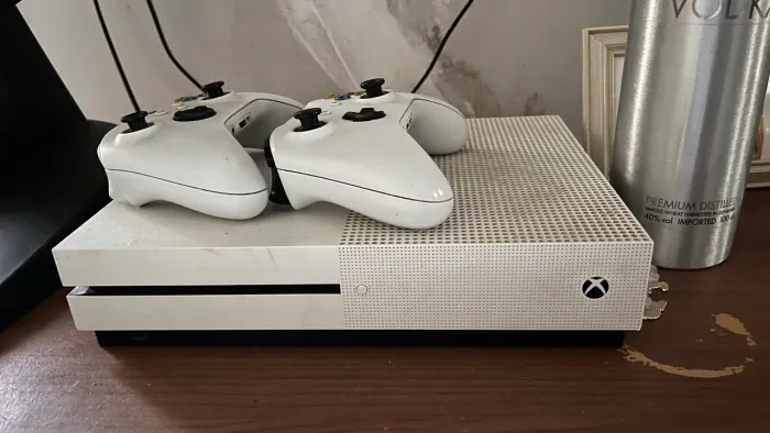 Vendo Xbox One S 500gb 