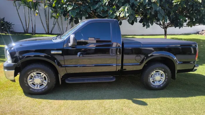 Ford F-250 XLT 3.9 4X2 Diesel TB 2008
