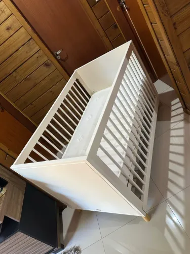 BERÇO QUATER 2 em 1 Branco Fosco | Vira Mini Cama. Usado