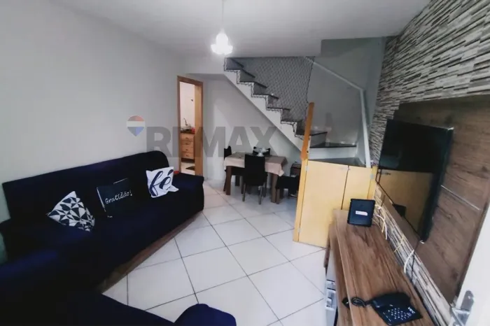 Casa com 3 Quartos e Garagem no Jardim Alvorada - Localização privilegiada!
