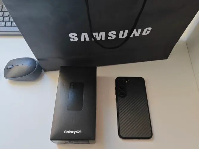 Samsung S23